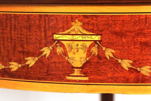 A Quality Late Victorian Mahogany Inlaid Serpentine Card Table