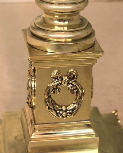 A Hinks & Sons Victorian Brass Corinthian Column Adjustable floor Lamp