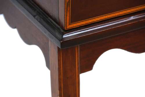 A Quality Edwardian Mahogany Inlaid Center Display Cabinet