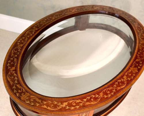 An Edwards & Roberts Victorian Mahogany Inlaid Oval Bijouterie Table