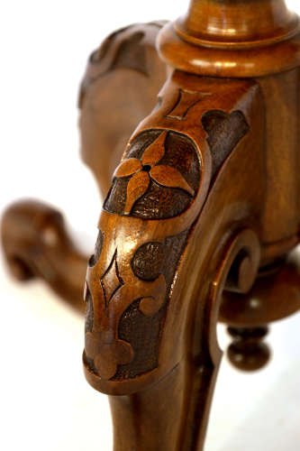 A Fine Quality Victorian Burr-Walnut Inlaid Shaped Moulded Edge Table