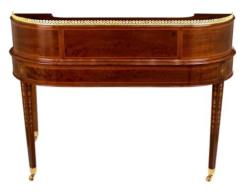 An Exhibition Quality Victorian Inlaid Mahogany Carlton House desk