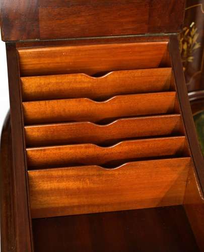 An Exhibition Quality Victorian Inlaid Mahogany Carlton House desk