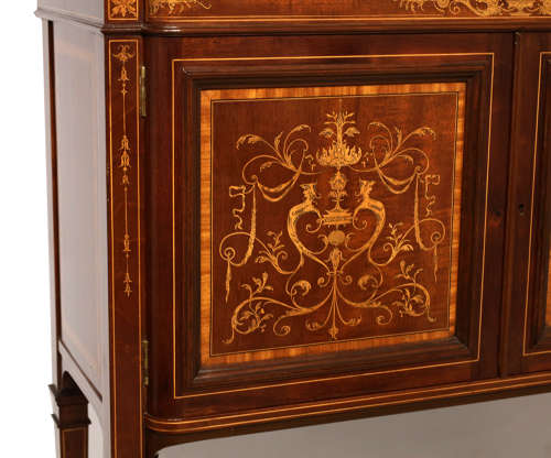 A Fine Late 19th Century Inlaid Mahogany Edwards & Roberts Display Cab