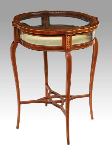 A Fine Quality Late Victorian Bijouterie Table