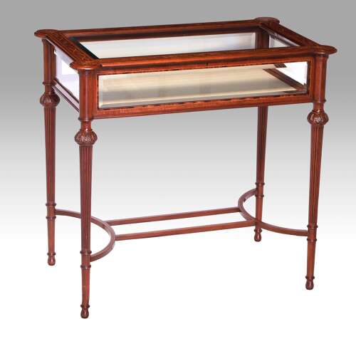 A Fine Quality Victorian Inlaid Mahogany Bijouterie Table