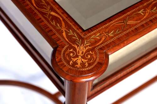 A Fine Quality Victorian Inlaid Mahogany Bijouterie Table