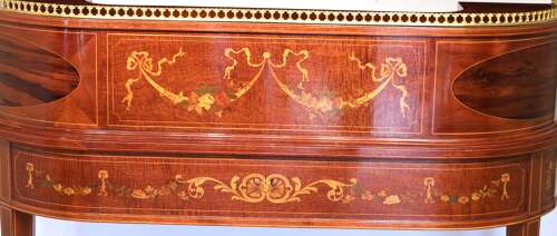 An Fine Late Victorian Mahogany Inlaid Carleton House Style Desk